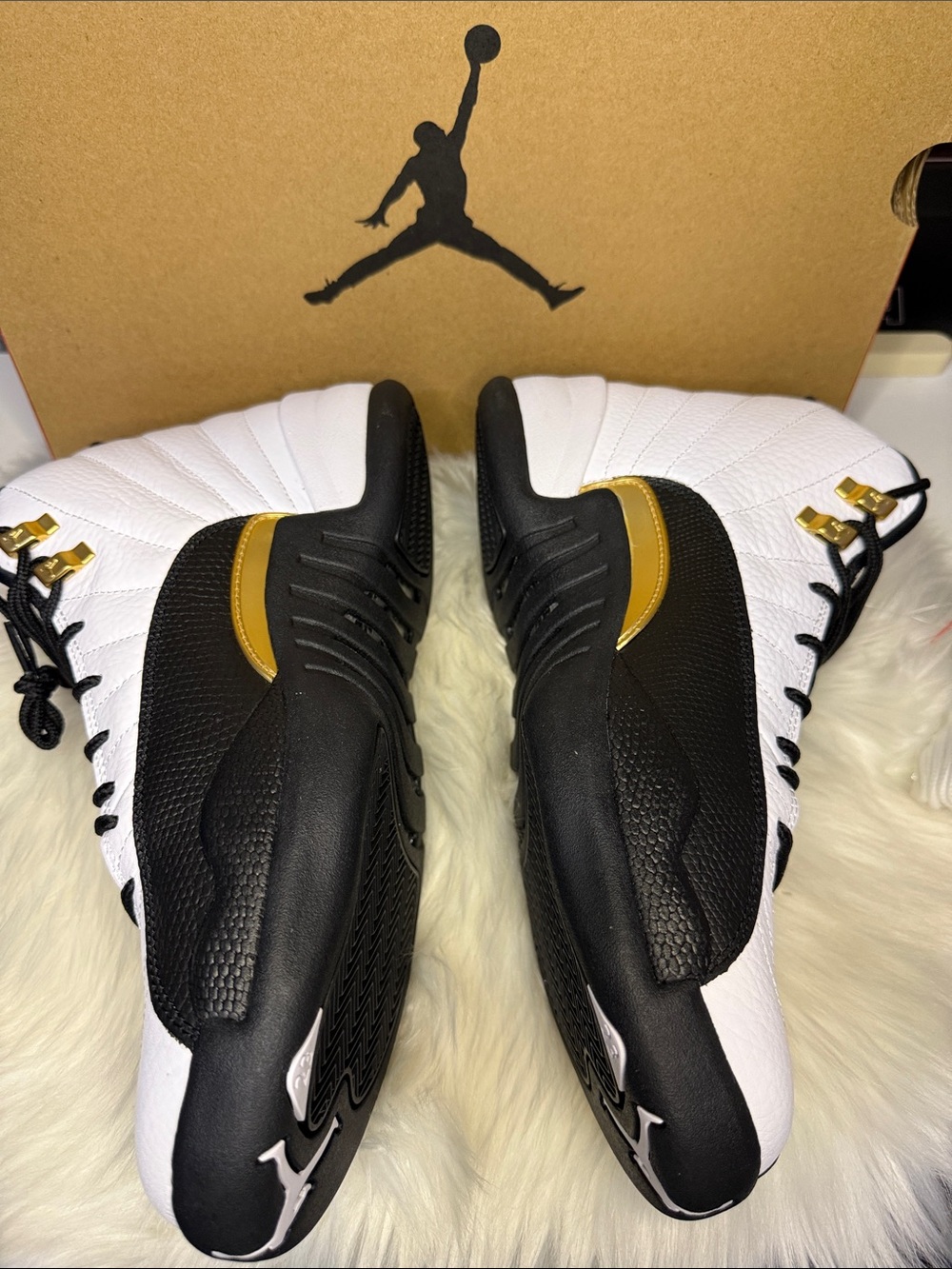 Air Jordan 12 Retro “Royalty Taxi” - Picture 2 of 4